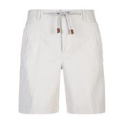 Moderne Bermuda Shorts med Klaffelommer