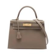 Pre-owned Leather handbags