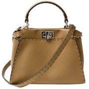 Pre-owned Leather handbags