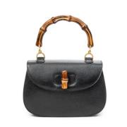 Pre-owned Leather handbags