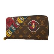 Pre-owned Fabric wallets