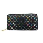 Pre-owned Fabric wallets