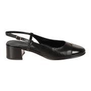 Cap-Toe Slingback Sandaler