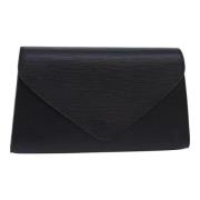 Pre-owned Leather clutches