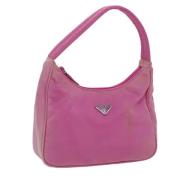 Pre-owned Nylon handbags