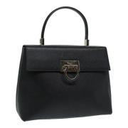 Pre-owned Leather handbags