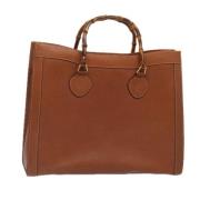 Pre-owned Leather handbags