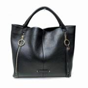 Pre-owned Leather totes