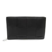 Pre-owned Leather wallets