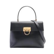 Pre-owned Leather handbags