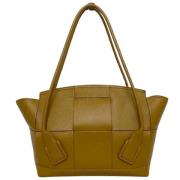 Pre-owned Leather totes