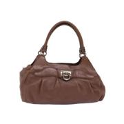 Pre-owned Leather handbags