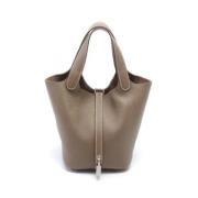 Pre-owned Leather handbags