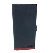 Pre-owned Leather wallets