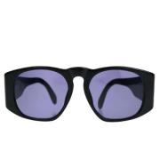 Pre-owned Plastic sunglasses