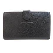 Pre-owned Leather wallets