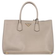 Pre-owned Leather handbags