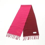 Pre-owned Wool scarves