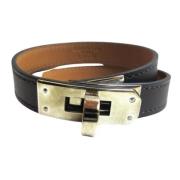 Pre-owned Leather belts