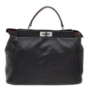 Pre-owned Leather handbags