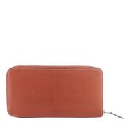 Pre-owned Leather clutches