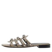 Pre-owned Leather sandals