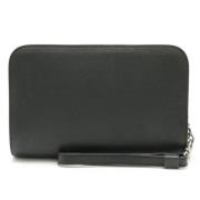 Pre-owned Leather clutches