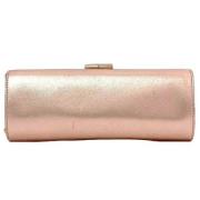 Pre-owned Leather clutches