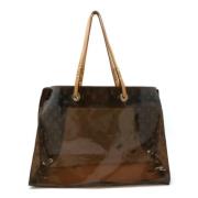 Pre-owned Leather shoulder-bags