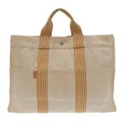 Pre-owned Canvas handbags