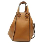 Pre-owned Leather handbags