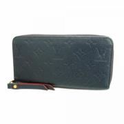 Pre-owned Leather wallets