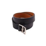 Pre-owned Leather bracelets