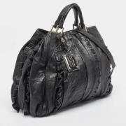 Pre-owned Leather handbags