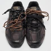 Pre-owned Leather sneakers