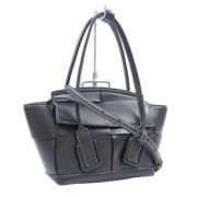 Pre-owned Leather handbags