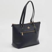 Pre-owned Leather handbags