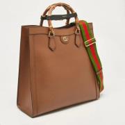 Pre-owned Leather totes