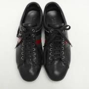 Pre-owned Leather sneakers