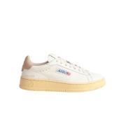 Low Top Sneakers med Beige Logo