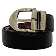 Pre-owned Leather belts