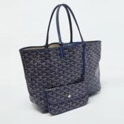 Pre-owned Canvas handbags