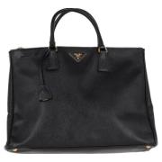 Pre-owned Leather handbags