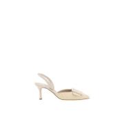 Preget spenne Almond Toe Pumps