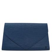 Pre-owned Leather clutches