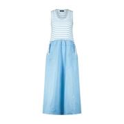 Sporty Maxi Kjole med Smocked Midje