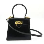 Pre-owned Leather handbags