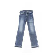 Slim Raw Hem Jeans med Frynser