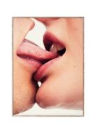 The Kiss I 30X40 Patterned Paper Collective