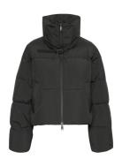 Pinaragz Short Puffer Black Gestuz